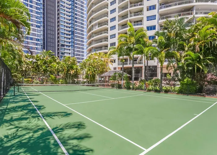 The Meriton Apartments On Main Beach Gold Coast